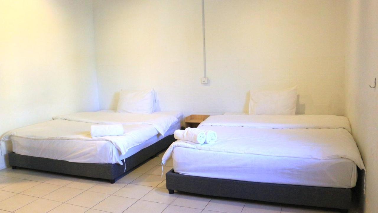 Ihome Boutique Hotel Seri Kembangan Bagian luar foto