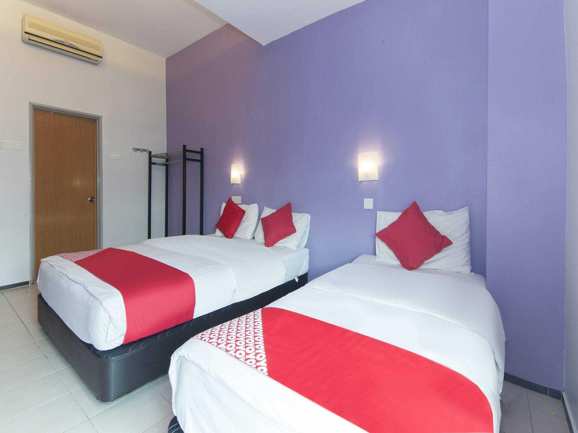 Ihome Boutique Hotel Seri Kembangan Bagian luar foto